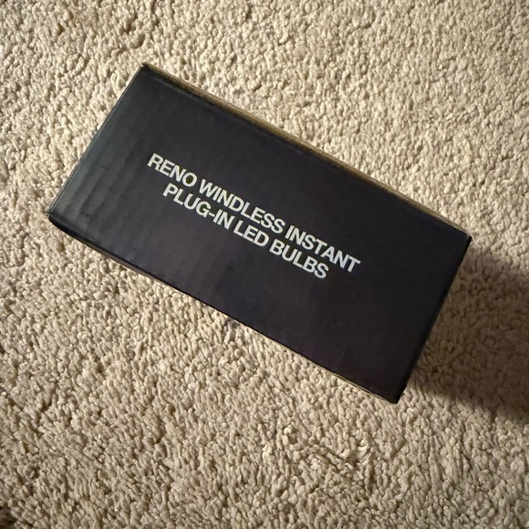 NEW Reno 9012 LED Bulbs - Picture 3 of 6